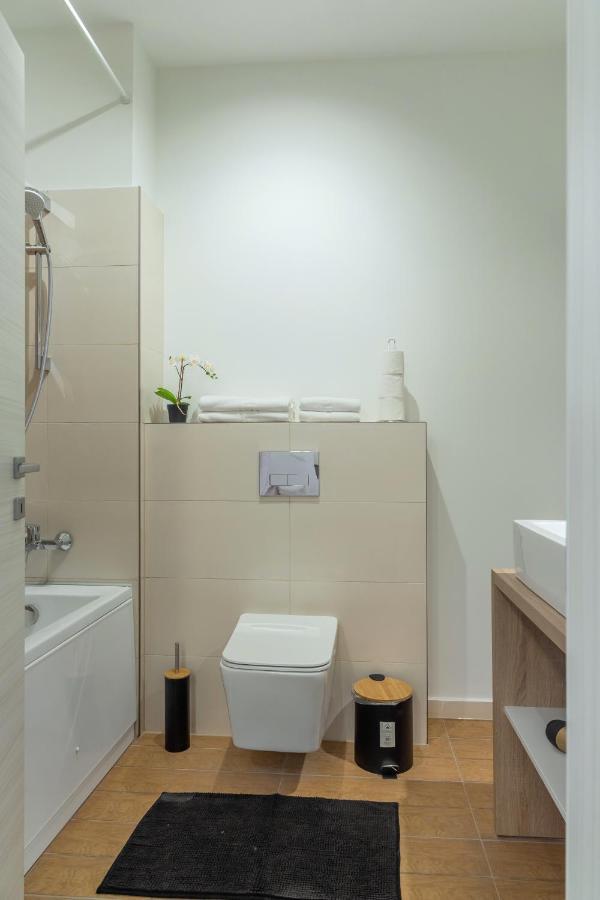 Atlas Unirii: Upscale Flats In The Heart Of Bucharest! エクステリア 写真